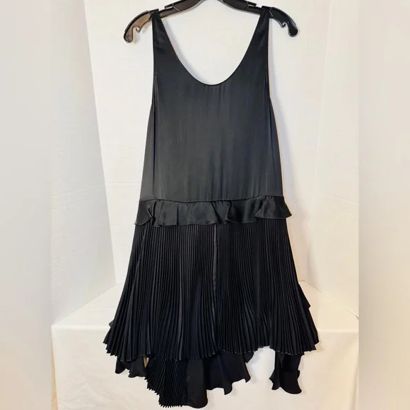 avon little black dress perfume smells like Avon Little Black Dress Eau De Parfum & Body Lotion Pack – AVON main image 1